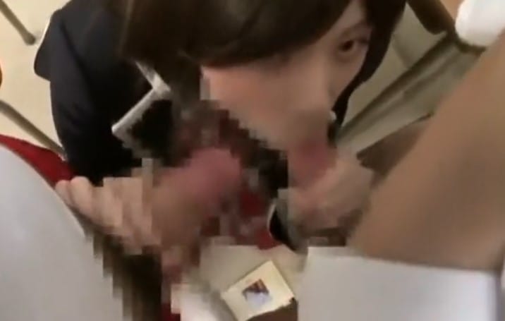 ニューハーフJKが男子生徒のチンポを同時にご奉仕する！ケツマンに挿入され激しいピストンにアクメするwww