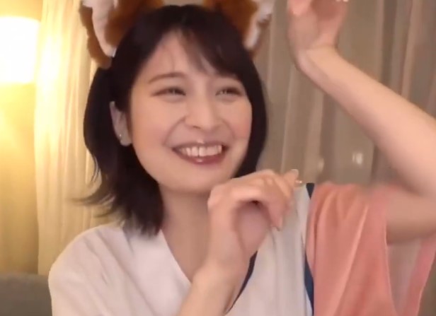 【きつねダンス×野球美女】人気ダンスで誘惑する！『気持ちいい…♡』ホテルでハメ撮り快楽堕ちｗ