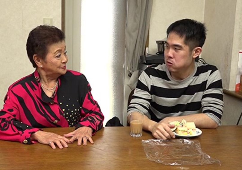 【小笠原祐子×筆下ろし】包み込むような優しさで導く！『気持ちいい？♡』80歳を過ぎてもまだまだ現役のパワフルお婆ちゃんw