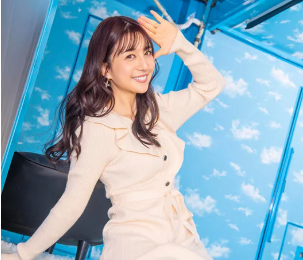 【古川いおり】素人M男くんを凄テクすぎる痴女がヌイてヌイてヌキまくる！「ファンの方に感謝を込めていっぱいイジメたい！」