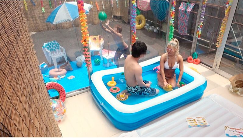 海で声をかけたWデート中のギャルってるカップルにパートナーを交換して彼氏彼女の前でエッチなミッションに挑戦してもらった！