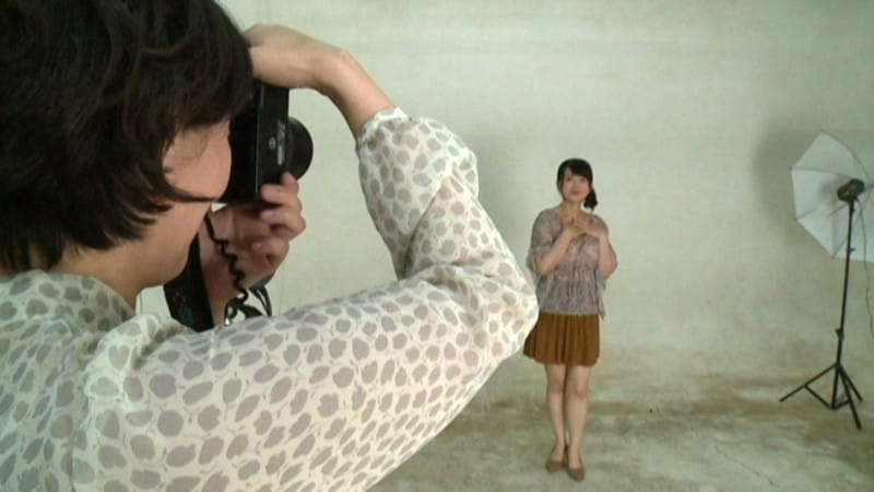 【円城ひとみ×レズハメ】欲求不満な熟女達が溜まった性欲を満たすためにベロキスしてオマンコ濡らす！