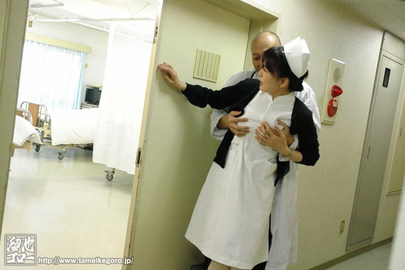 【三浦恵理子×寝取られ】熟女ママが旦那以外の男性にオマンコを手マン攻めされ何度も悶絶！