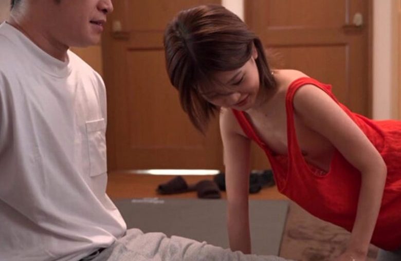 【誘惑×巨乳美女】ヨガの先生があざといポロリ見せつけ発情！セックスでおチンポ攻めして性運動開始！