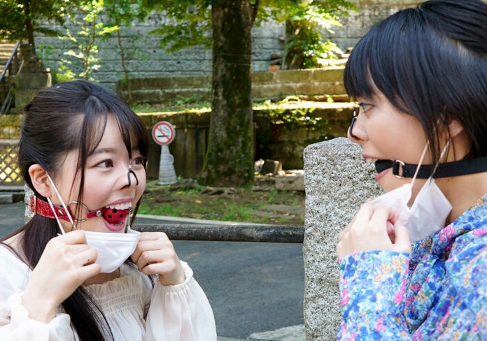 美少女様に鼻フック装着させおチ●ポ舐めさせご奉仕エッチwwだらしない顔面で汁だくお口見せびらかすマゾ女達ww