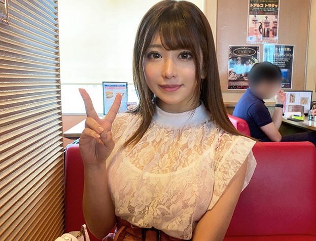 マッチングした相手が超大当たり！芸能人級にかわいいのに脱いだらスケベなビッチギャル！ホテルで濃厚ハメ撮りSEX！