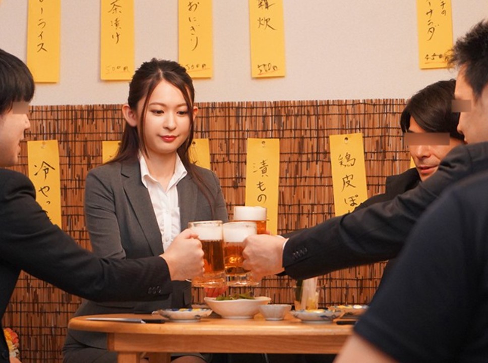 『彼氏より気持ちいい…』エロおっぱいお姉さんが他人チ◯ポでイキまくりww腰振り絶頂で妊娠確定ピストンww