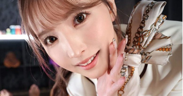 【三上悠亜】唾液たっぷりエロすぎるフェラでマゾ男イカせる美人エステティシャンww下品に足開かせおチ◯ポ調教ww