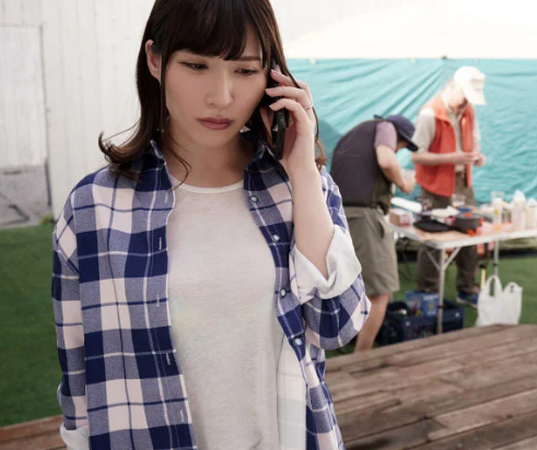【美人妻×4P】前後から他人棒を突っ込まれる！『やだ…♡』抵抗しながらも絶頂を繰り返す背徳プレイｗ