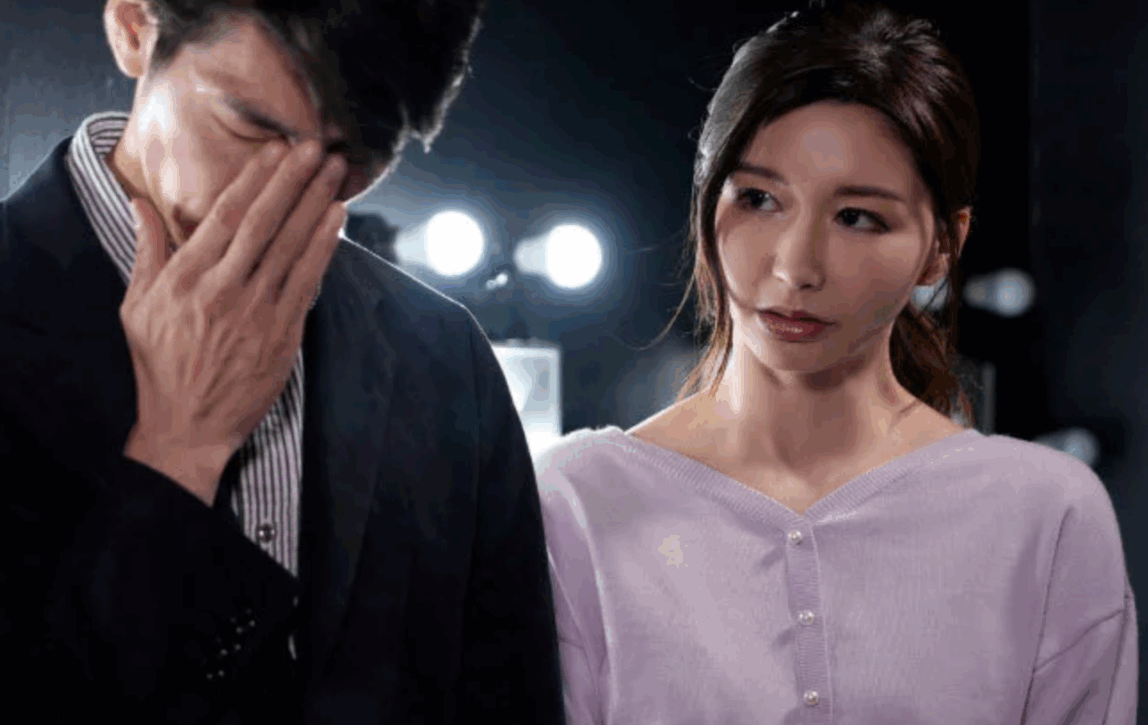 夫のために一肌脱ぐ美人奥様…依頼内容はまさかのヌードモデルwwむっちりボディに男性陣の興奮は止まず…