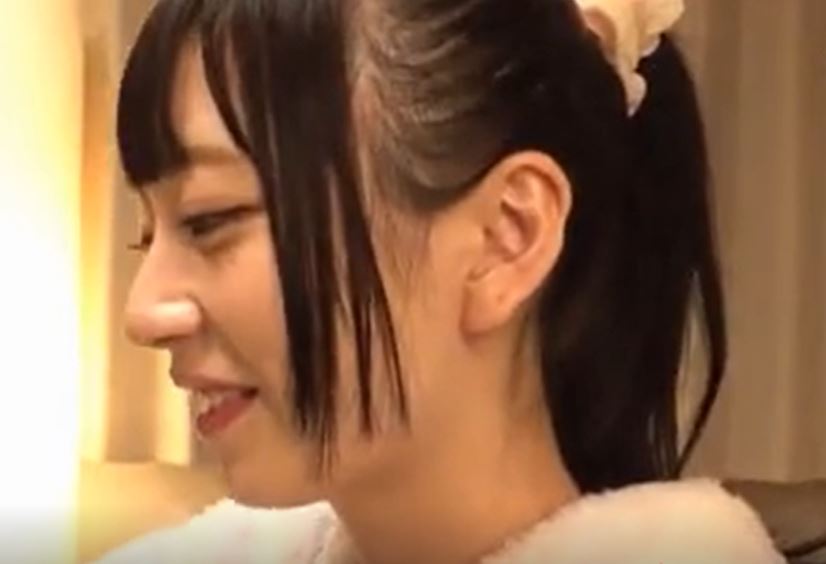 【エロ彼女×フェラ抜き】食事中にテーブルの下で挑発！『ほらイケっ♡』最高すぎる奉仕に悶絶するｗ