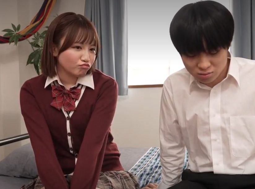 『可哀そうだから擦ってあげよっか！』童貞チ〇ポをからかうヤンチャな幼馴染にチ〇コス素股で遊ばれたが最後は中出しwww