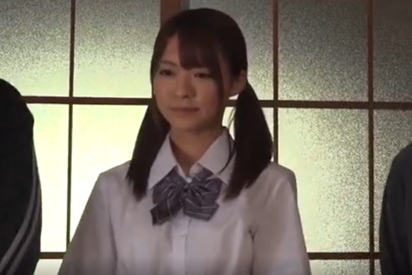 みんなのアイドルマネージャーのマ◯コ部員達で開帳wwエロ汁で溢れたアソコを集団でいじめ抜きw