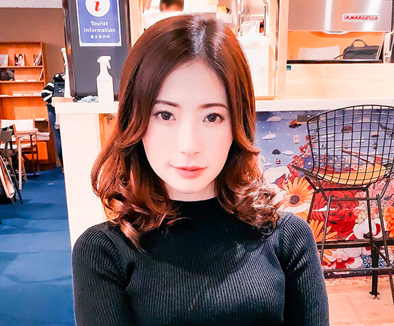 【素人人妻×電マ快感】クンニで腰が震える！『気持ちいい…♡』電マ責めで何度も絶頂を迎える人妻ｗ