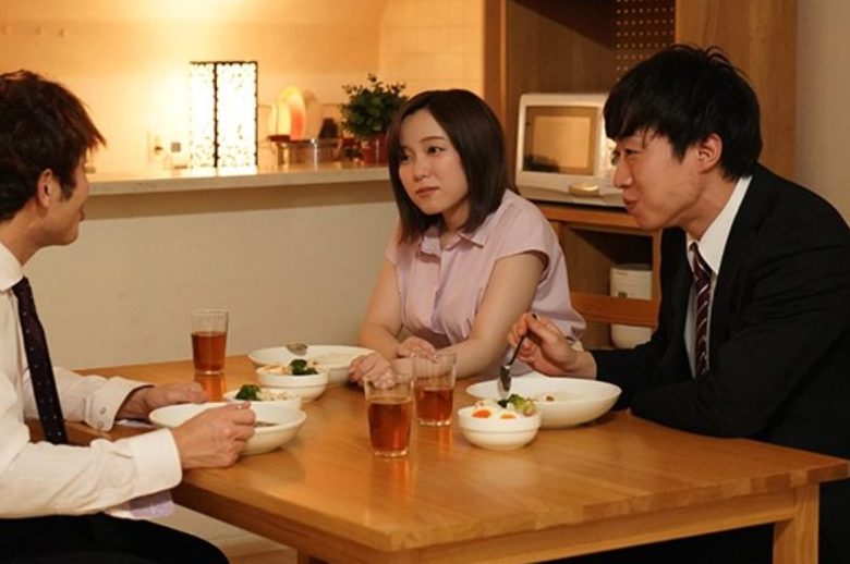 デカチン部下にマ◯コ犯され即メスになる美人OLww婚約者がいるにも関わらず禁断浮気即イキww