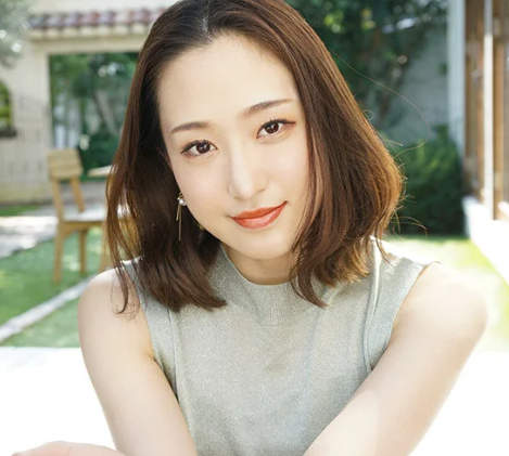 【人妻初撮り×背徳快楽】31歳がカメラ前で曝け出す！『やだ止まらない♡』蜜壺で指咥えねっちょりフェラｗ