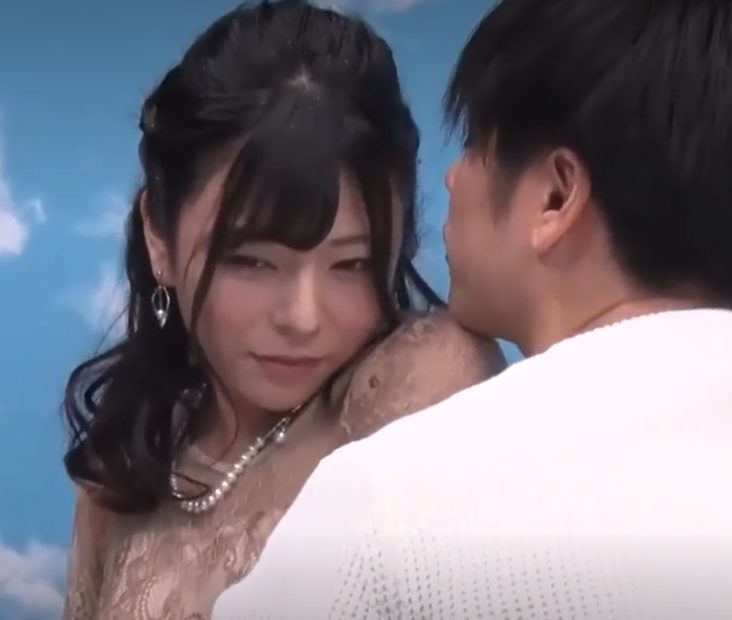 【スケスケMM号×巨乳美女】酔ったお姉さんを車内に連れ込みガチハメ！複数男性に見られながらガチイキ！