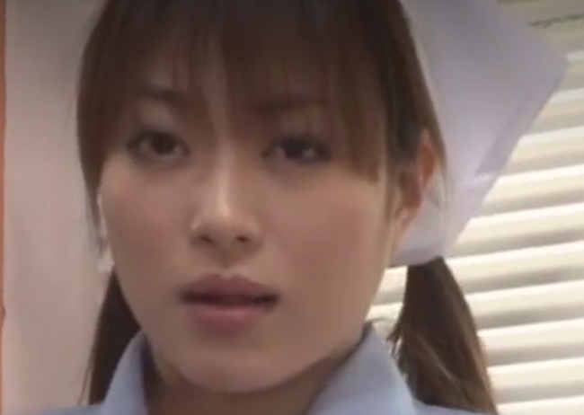 【美人清掃員×濃厚フェラ】清掃員の女性が男性に手マン攻めされオマンコ濡らしてお返しフェラ！