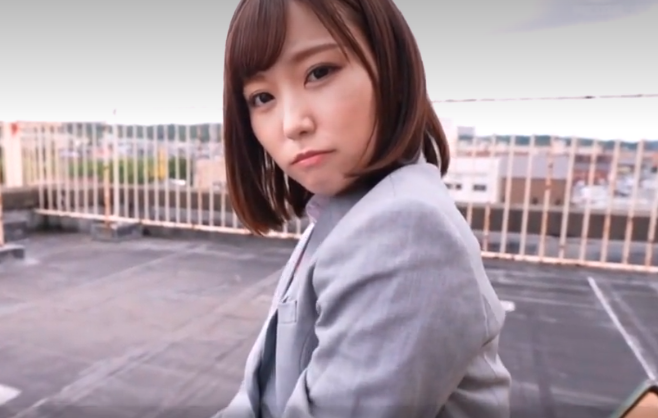 【ロリ娘×手コキ責め】童顔美女のスゴテク必見！ねっとり手コキフェラでおチンポ即勃起！