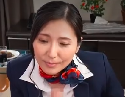 【熟女×手コキ】巨乳熟女が絶品手コキフェラで勃起した肉棒を騎乗位でパンパンハメる！