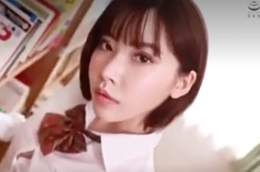 【深田えいみ×痴女ハメ】淫乱巨乳JKが図書室でM男君を犯してご満悦♪声が出せない状況でおチンポ即イキ！