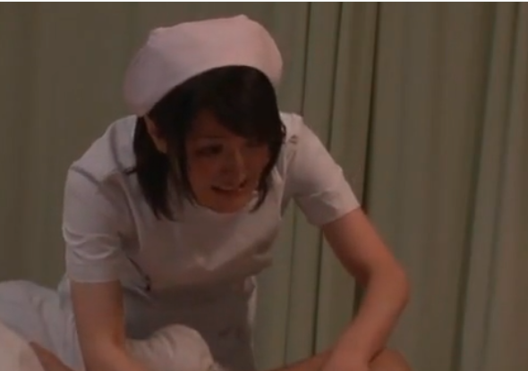 【美人ナース×エロ治療】患者のおチンポをねっとりご奉仕する看護師がエロ顔晒してジュボフェラ！