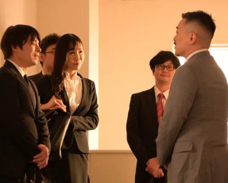 【稲森美憂×NTR出張】上司との相部屋で理性崩壊！『やだ…♡』背徳の快感に溺れる人妻ｗ