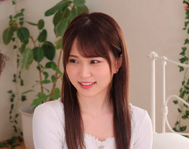 【酒井莉乃×デビュー作】恥ずかしがり屋で美白肌が紅潮しちゃう東北生まれのむっつり娘！スレンダーな体にそそられるwww