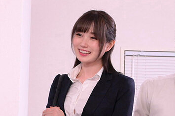 【本田もも×クンニ責め】大嫌いな取引先の病院の院長に新薬を売り込むために接待をするが院長の罠にハマりホテルで一夜を共に…