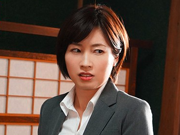 【羞恥×OL】マングリ返しでオマンコクンニされて絶頂するお姉さん！巨乳揺らして背後から激ピス責めされイク！