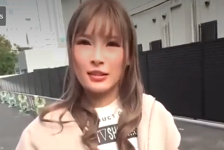 【淫乱お姉さん×クンニ責め】MM号でお姉さんのオマンコを愛撫して愛汁でヌルっと騎乗位ハメ！