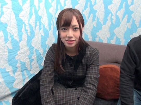 【素人美少女×ナンパSEX】絶倫チ○コで一気に覚醒！『カラダおかしくなる…♡』敏感マ○コが止まらず震えるw