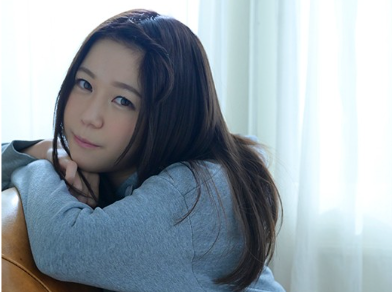 【AVデビュー×黒髪美女】女子大生が見た目からは想像も出来ないエロテクで男性を虜にする！