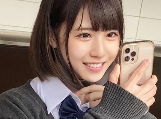 【NTR×スレンダー美少女】痴漢魔に襲われた美少女がオマンコをイカされ濃厚精子を大量ぶっかけ！