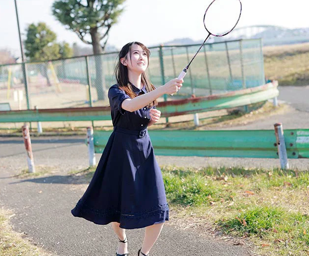 【初撮り×清楚系美女】見た目からは想像もつかない性への興味を持つお姉さんがバイブでおまんこイカされ何度も悶絶！
