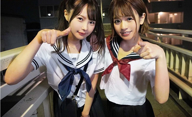 【M男攻め×W痴女】変態制服美少女達が童貞君のおチンポをしごいて濃厚精子を大量搾取！